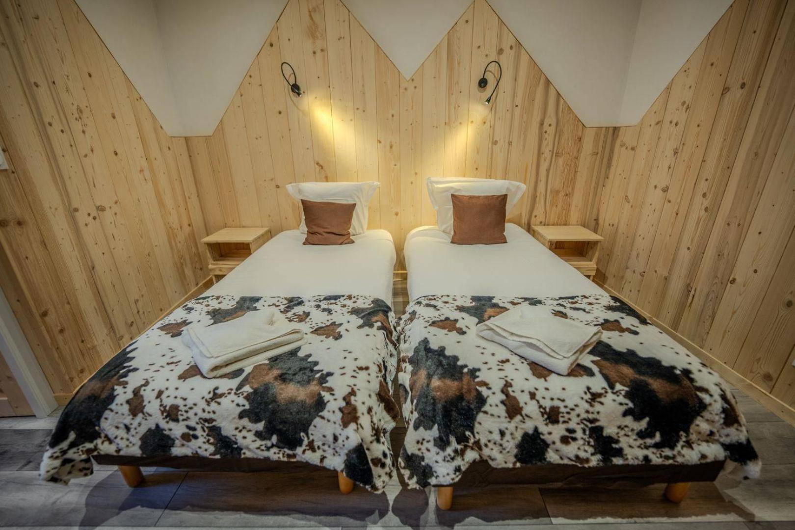 Hotel Du Centre ヴァロワール エクステリア 写真