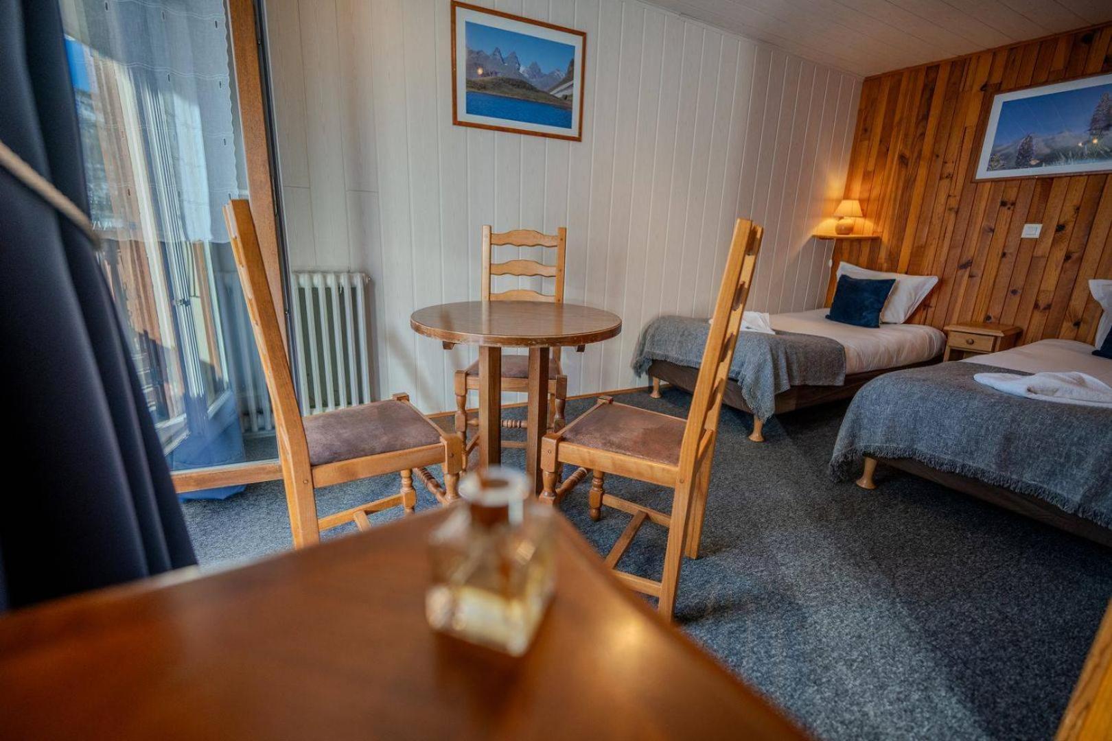 Hotel Du Centre ヴァロワール エクステリア 写真